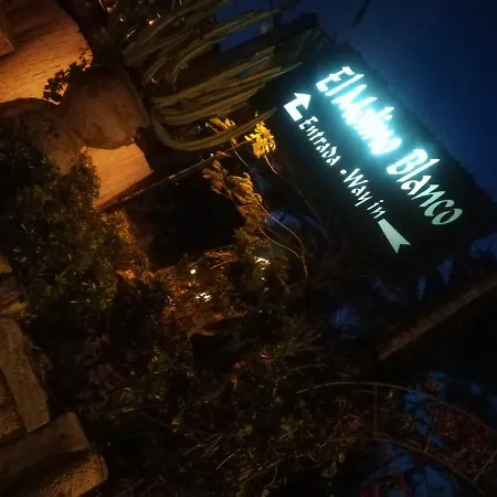 Luxury Townhouse Апартаменты Адехе