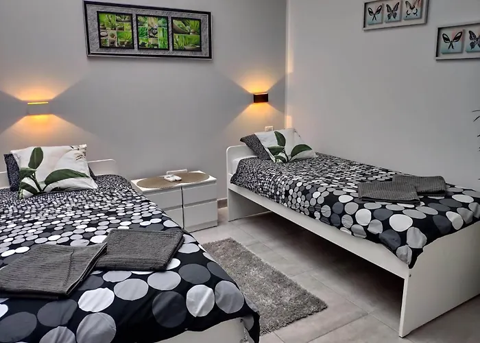 Luxury Townhouse Апартаменты *