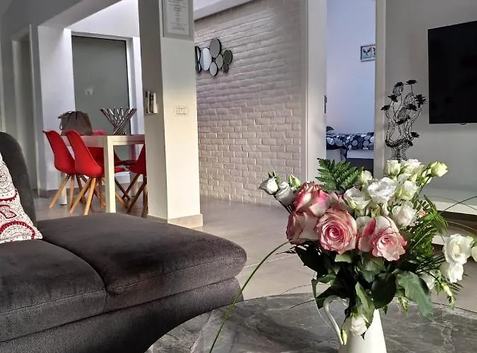 Luxury Townhouse Апартаменты Адехе