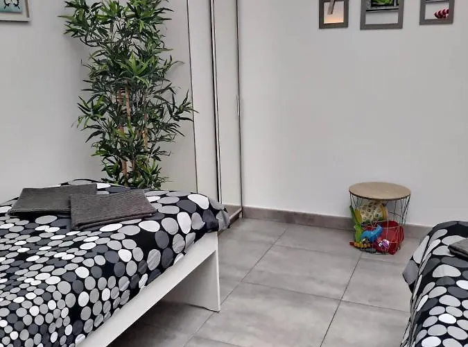 Luxury Townhouse * Адехе