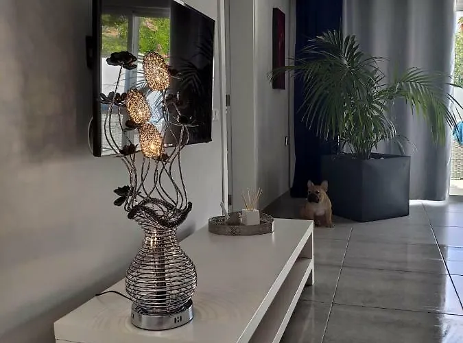 Luxury Townhouse * Адехе