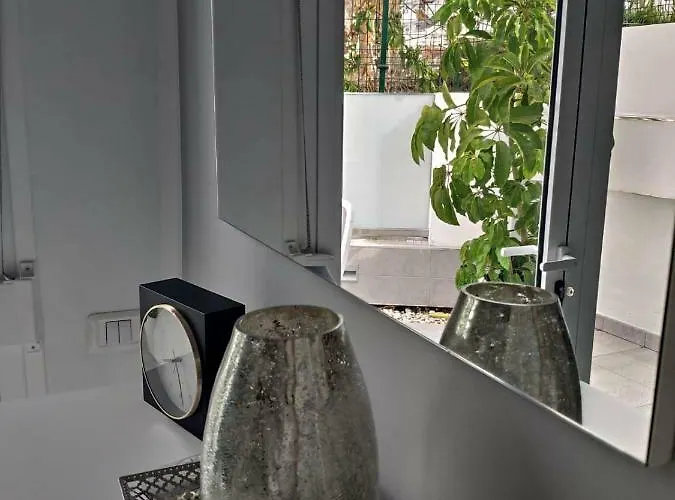 Luxury Townhouse Апартаменты Адехе