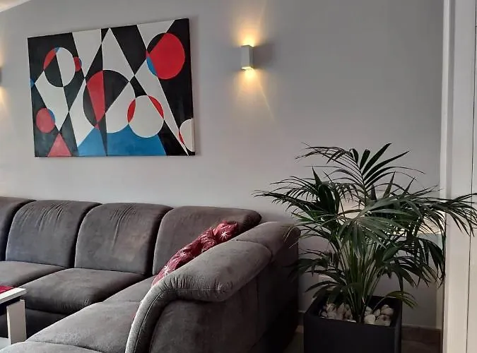 Luxury Townhouse Апартаменты Адехе