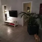 Luxury Townhouse אדחה