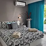 Luxury Townhouse דירה *
