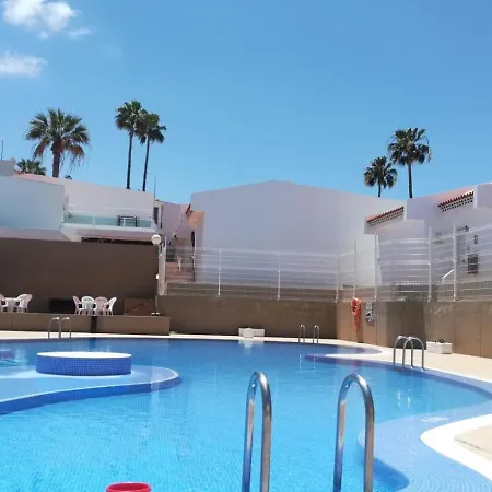アパート Palm & Sun Family Villa *