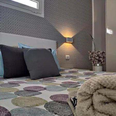 Luxury Townhouse Apartment *